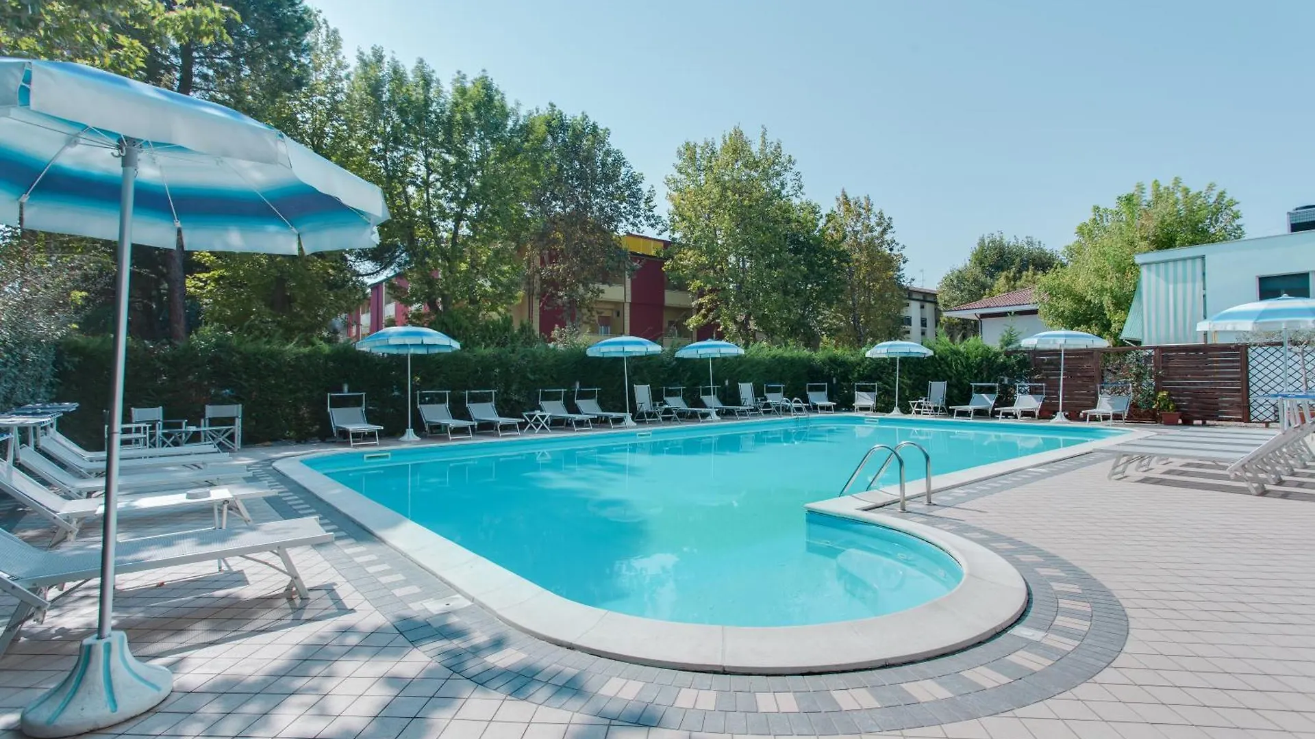 Hotel Stacchini contacts